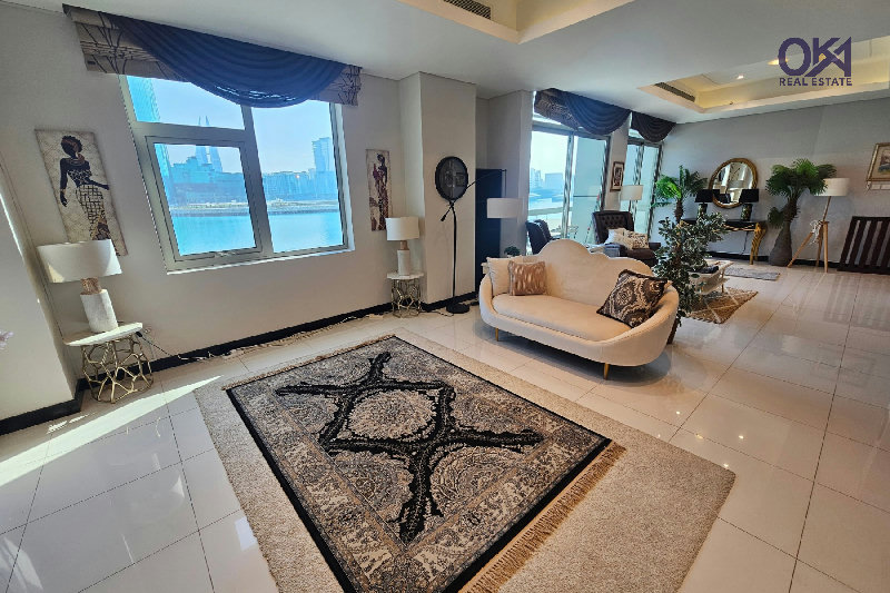 DUPLEX* 3 ASSIGNED PARKINGS * PRIVATE ENTRANCE – Slide 4