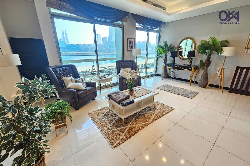 DUPLEX* 3 ASSIGNED PARKINGS * PRIVATE ENTRANCE – Slide 9