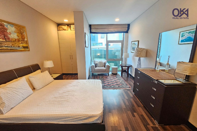 DUPLEX* 3 ASSIGNED PARKINGS * PRIVATE ENTRANCE – Slide 17