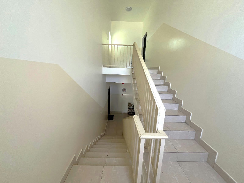 opportunity, spacious building, good income  – Slide 5