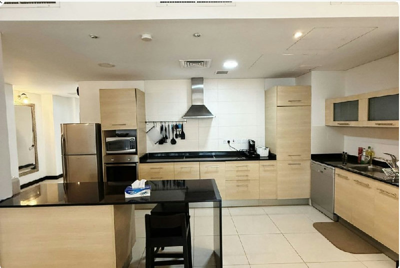 Furnished, elegant, quiet area, great price – Slide 4