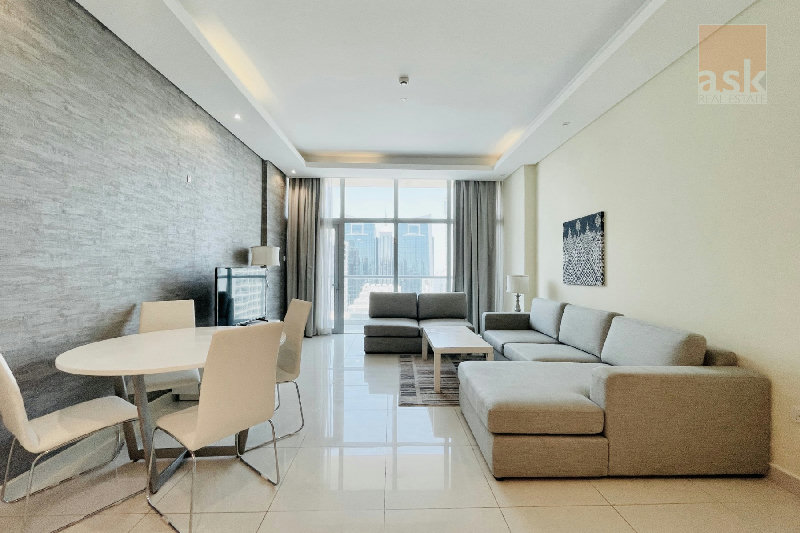 MODERN | BALCONY | GREAT FACILITIES | HOUSEKEEPING – Slide 1