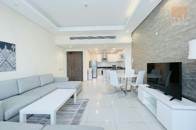 MODERN | BALCONY | GREAT FACILITIES | HOUSEKEEPING – Slide 4