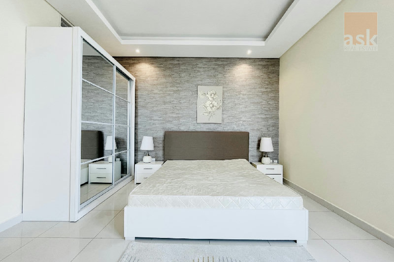 MODERN | BALCONY | GREAT FACILITIES | HOUSEKEEPING – Slide 11