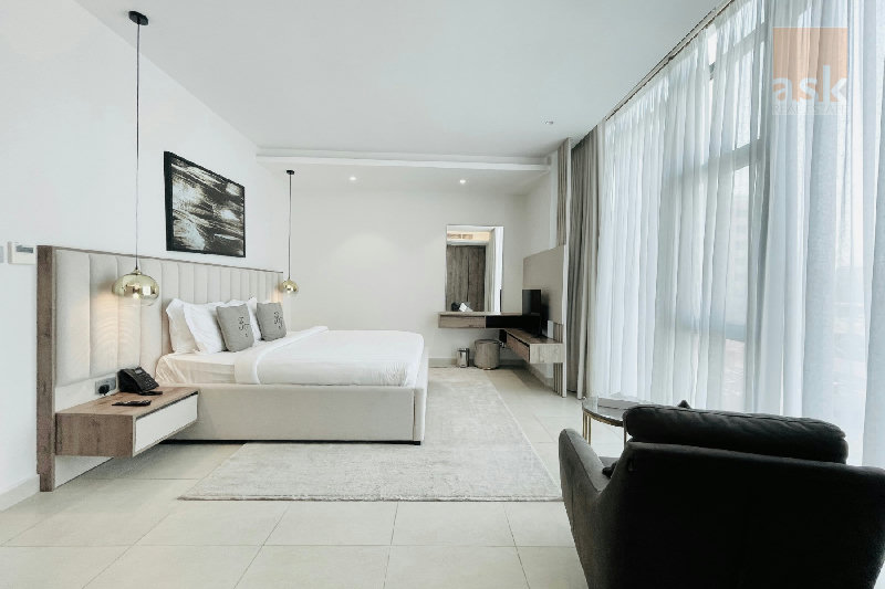 LUXURY | SPACIOUS | HIGHFLOOR | HOUSE KEEPING – Slide 8