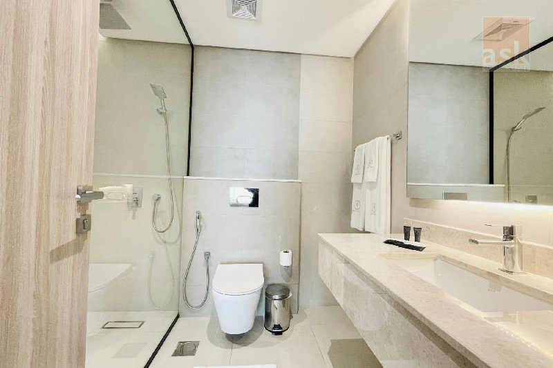 LUXURY | SPACIOUS | HIGHFLOOR | HOUSE KEEPING – Slide 14