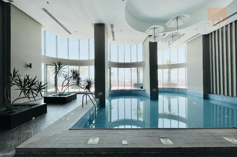 MODERN | FULL SEA VIEW | SPACIOUS ROOM | GREAT AMENITIES – Slide 15