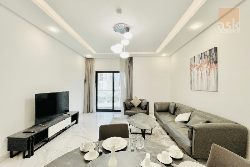 Spacious 2BR Apartment with Balcony | High Floor | City View – Slide 1