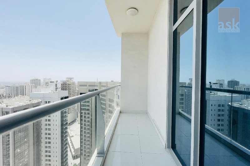 GREAT FACILITIES | SPACIOUS ROOMS | BALCONY | CITYVIEW – Slide 4