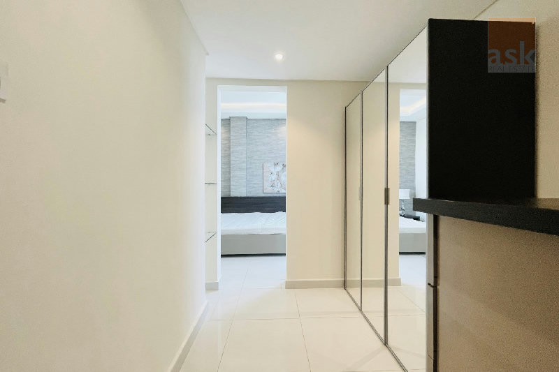 GREAT FACILITIES | SPACIOUS ROOMS | BALCONY | CITYVIEW – Slide 10