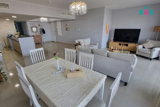 Gated Beachfront Community/Children's Facilities/Well Maintained – Slide 4