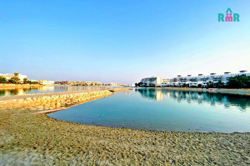 Gated Beachfront Community/Children's Facilities/Well Maintained – Slide 22