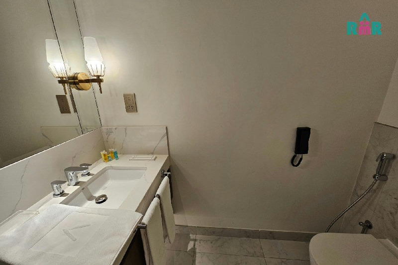 Address Beach Resort Studio/Hot Deal/High ROI Potential – Slide 5