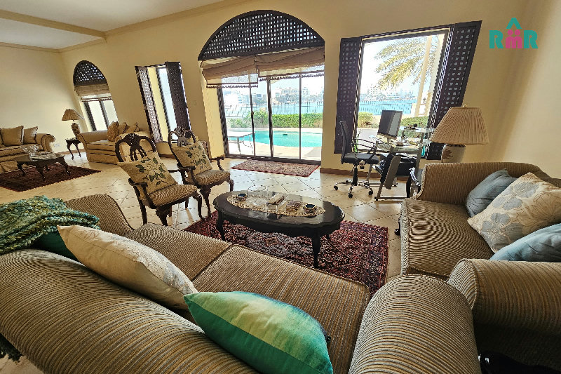 Detached Beachfront Villa/Garage/Private Swimming Pool/Garden – Slide 9