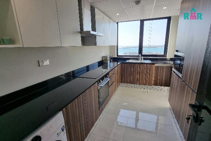Sea and Marina Views / Closed Kitchen / Modern Finishing – Slide 11