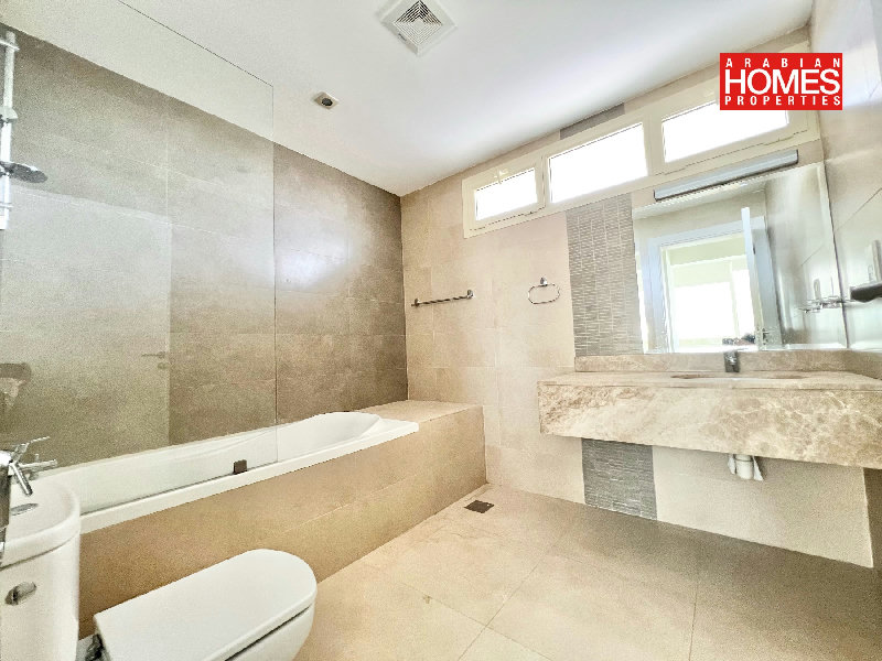 MODERN 4 BEDROOM VILLA WITH PRIVATE POOL AND GARDEN – Slide 12