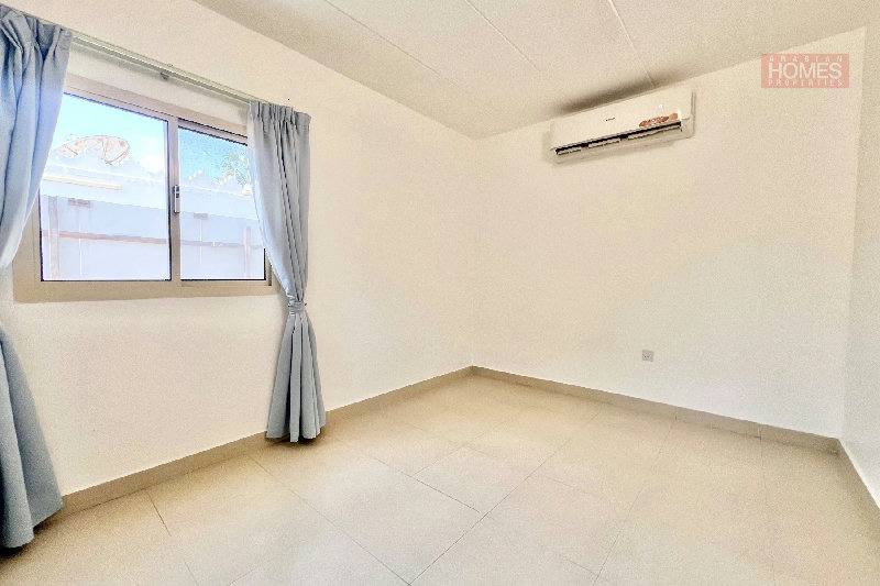 SINGLE STOREY 3 BR VILLA WITH PRIVATE GARDEN – Slide 5