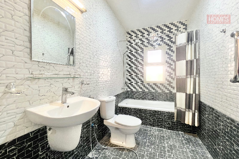 SINGLE STOREY 3 BR VILLA WITH PRIVATE GARDEN – Slide 12