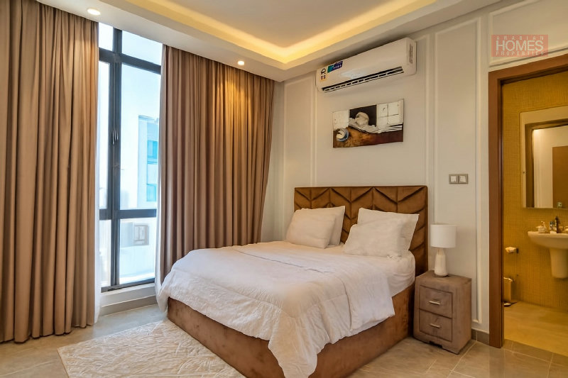 COTEMPORAY | 4 BR VILLA | STYLISH | SPACIOUS – Slide 11