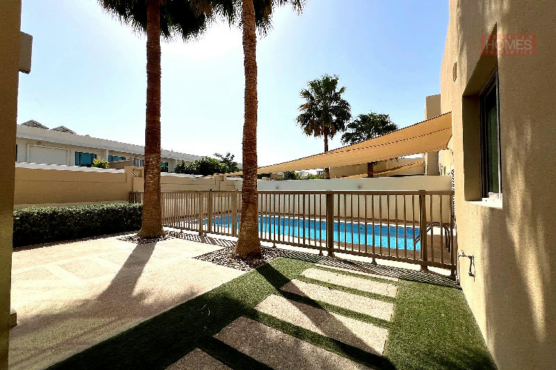 ELEGANT 4 BEDROOM VILLA WITH PRIVATE POOL – Slide 3