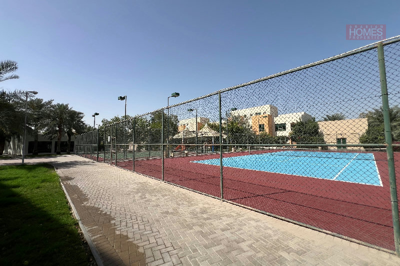 ELEGANT 4 BEDROOM VILLA WITH PRIVATE POOL – Slide 7