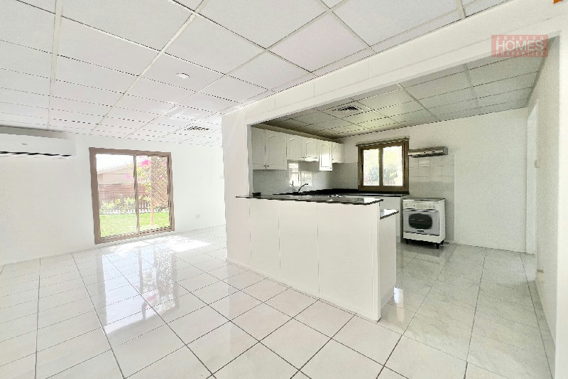 STUNNING 3 BEDROOM BEACH ACCESS VILLA WITH PRIVATE GARDEN – Slide 13