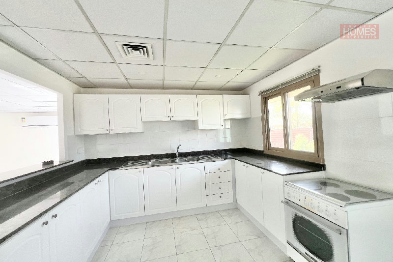 STUNNING 3 BEDROOM BEACH ACCESS VILLA WITH PRIVATE GARDEN – Slide 14