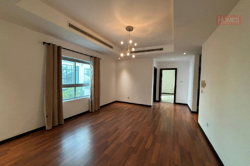 ELEGANT 4 BEDROOM WITH PRIVATE POOL – Slide 6