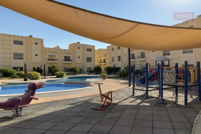 4 BEDROOM VILLA WITH PRIVATE GARDEN – Slide 14