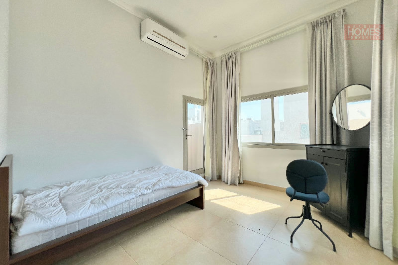 NAVY APPROVED 3 BEDROOM VILLA WITH PRIVATE POOL – Slide 11