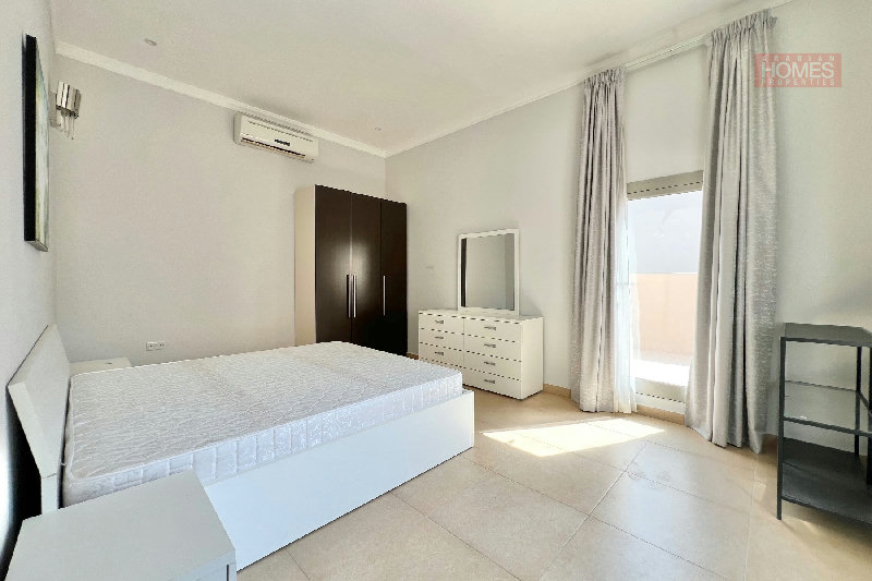 NAVY APPROVED 3 BEDROOM VILLA WITH PRIVATE POOL – Slide 10