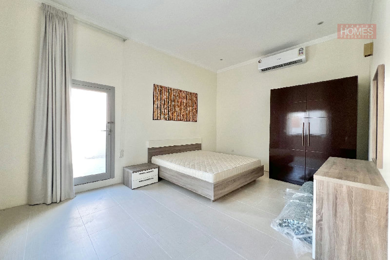 NAVY APRROVED 4 BEDROOM VILLA WITH PRIVATE POOL – Slide 11