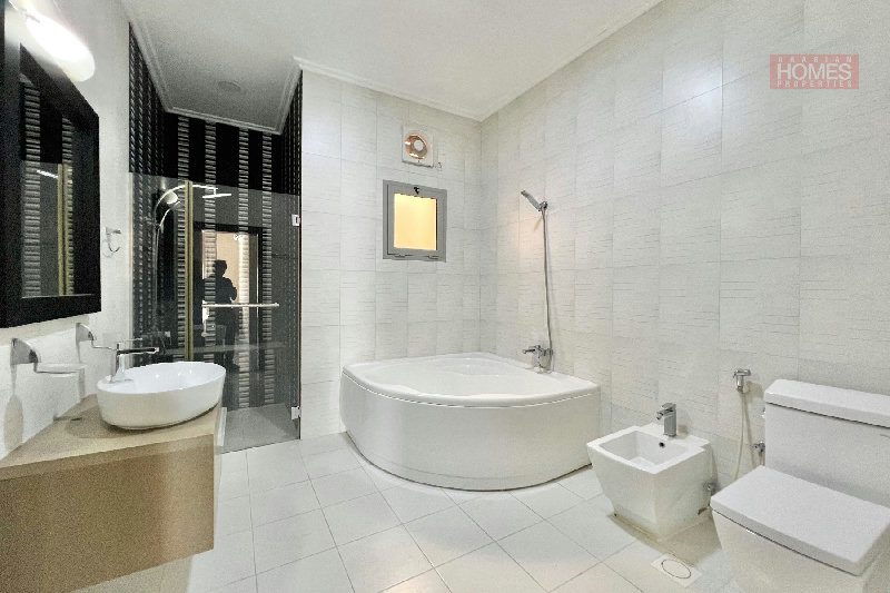 NAVY APRROVED 4 BEDROOM VILLA WITH PRIVATE POOL – Slide 16