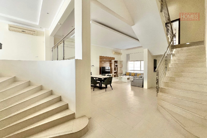 NAVY APRROVED 4 BEDROOM VILLA WITH PRIVATE POOL – Slide 2