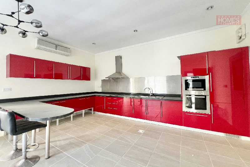 NAVY APRROVED 4 BEDROOM VILLA WITH PRIVATE POOL – Slide 14