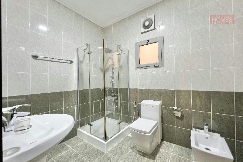 NAVY APRROVED 4 BEDROOM VILLA WITH PRIVATE POOL – Slide 17