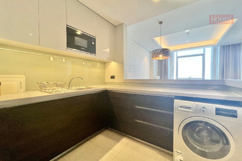 LUXURY 1 BEDROOM APARTMENT WITH SEA VIEW – Slide 9