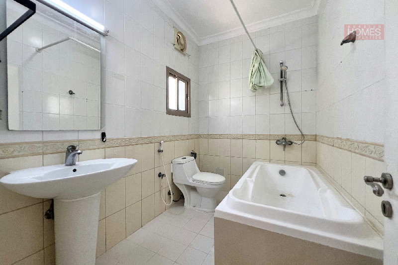 FAMILY FRIENDLY 3 BEDROOM VILLA WITH SMALL GARDEN – Slide 13