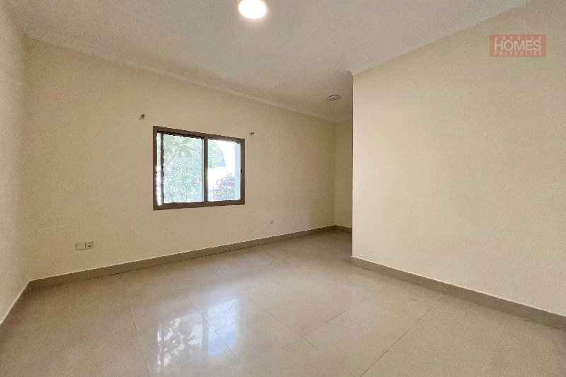 FAMILY FRIENDLY 3 BEDROOM VILLA WITH SMALL GARDEN – Slide 4