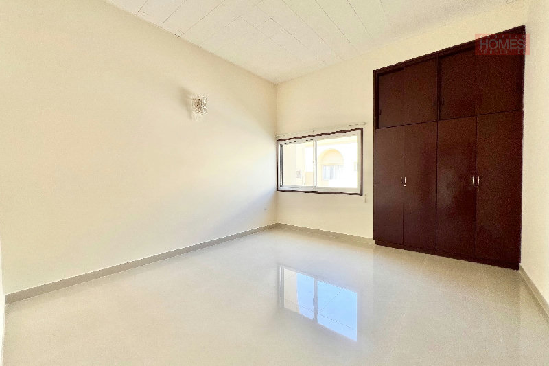 SINGLE STOREY 3 BEDROOM VILLA WITH PRIVATE GARDEN – Slide 10