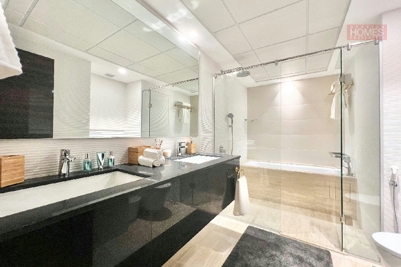 LUXURY 3 BEDROOM APARTMENT WITH POOL AND BALCONY  – Slide 13