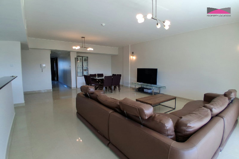 Spacious Beachfront Family Apartment | 3 Bedrooms + Maidβs Room β Slide 2
