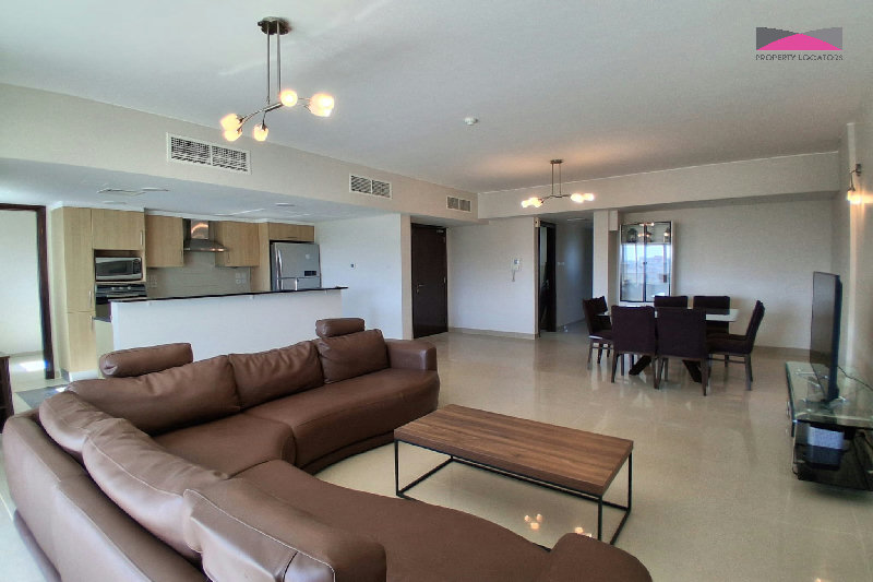 Spacious Beachfront Family Apartment | 3 Bedrooms + Maidβs Room β Slide 1