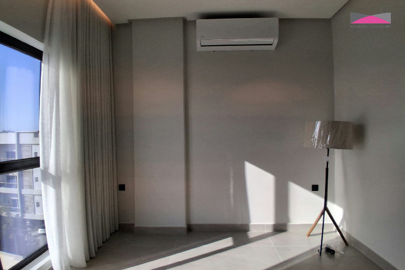 Move-In Ready | Bright and Modern 3-Bedroom Apartment β Slide 6