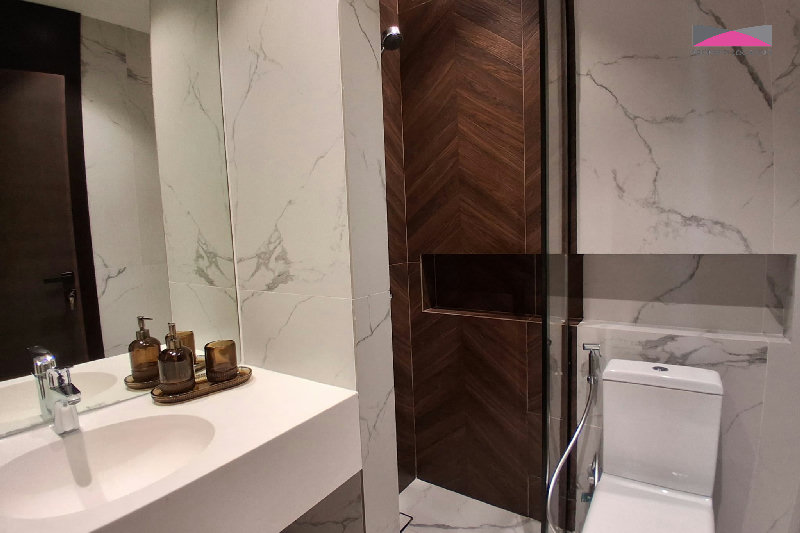 Move-In Ready | Bright and Modern 3-Bedroom Apartment β Slide 4