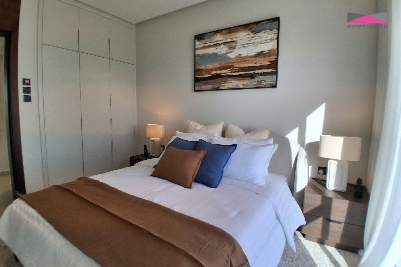 Move-In Ready | Bright and Modern 3-Bedroom Apartment β Slide 5