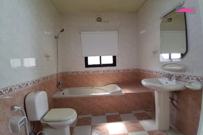 SPACIOUS 3 BEDROOM COMPOUND VILLA | JURDAB β Slide 12