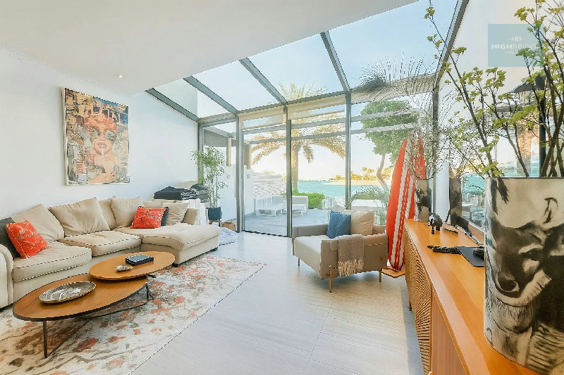 Private Beachfront Living | Panoramic Sea Views - Fully Furnished  – Slide 3