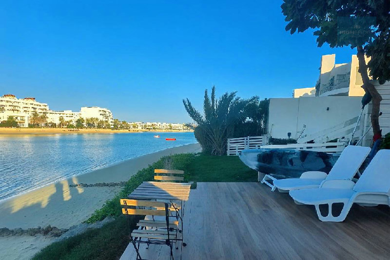 Private Beachfront Living | Panoramic Sea Views - Fully Furnished  – Slide 21