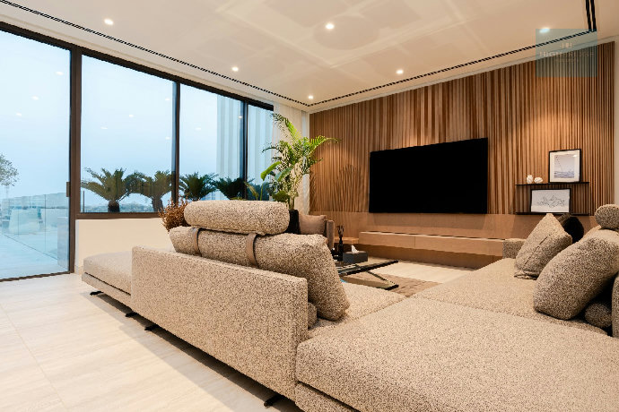 Luxury Executive Villa | Reef Island | Sea View – Slide 6